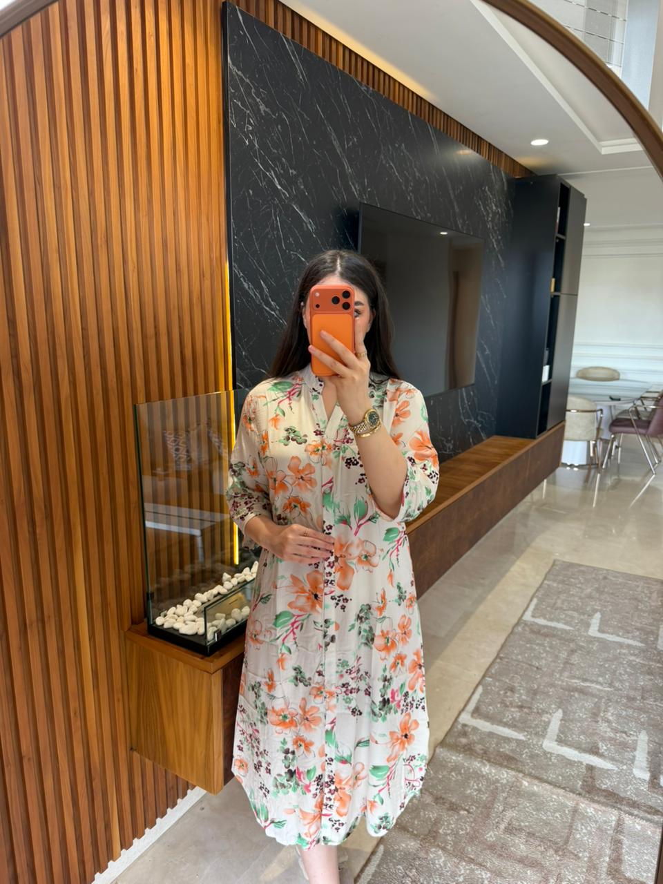 🌷 Robe Fleurie Tendance – Un Look Moderne et Raffiné🌷