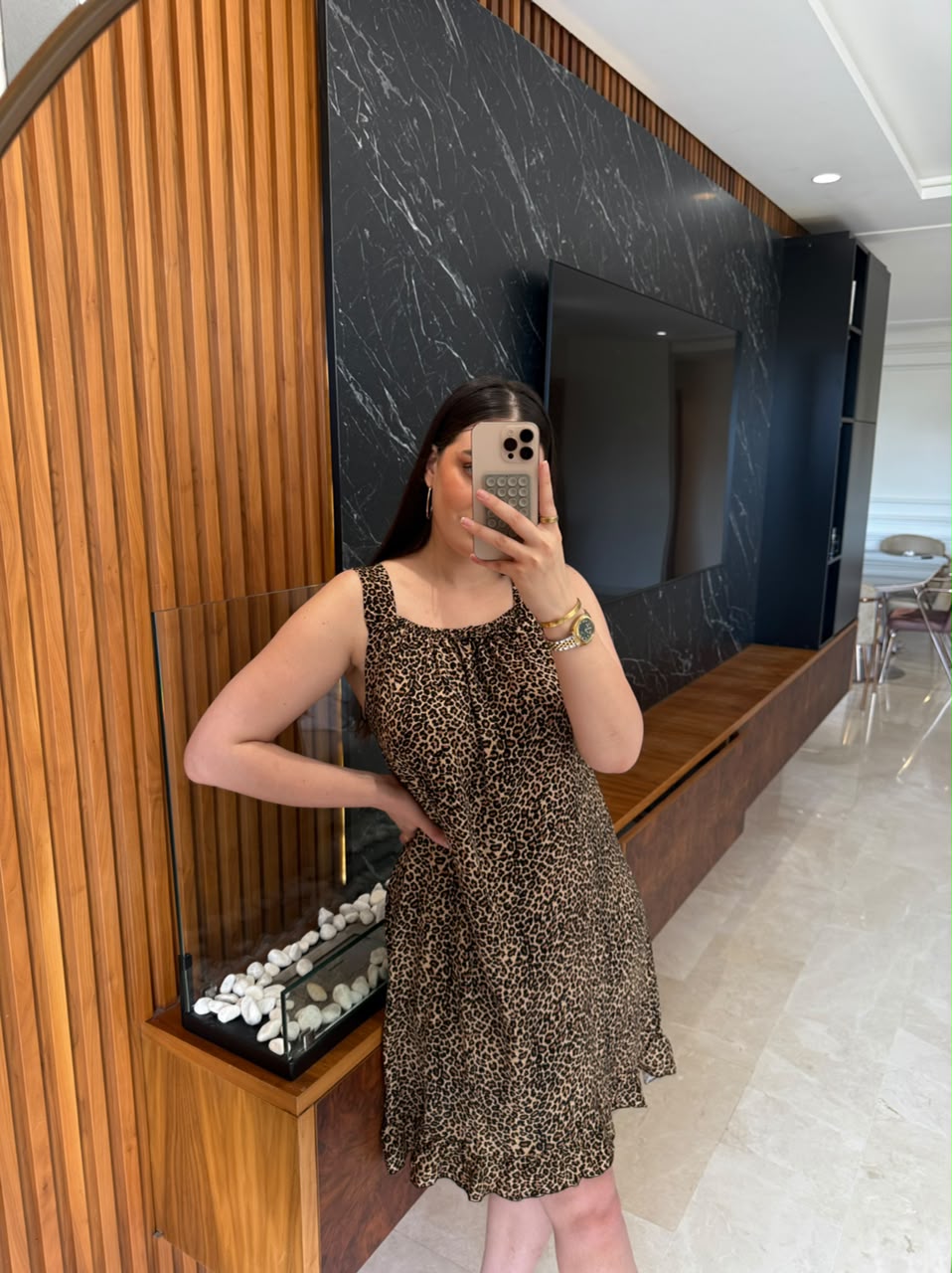 🐆 Robe Léopard Moderne – Style Audacieux & Élégance Intemporelle ✨