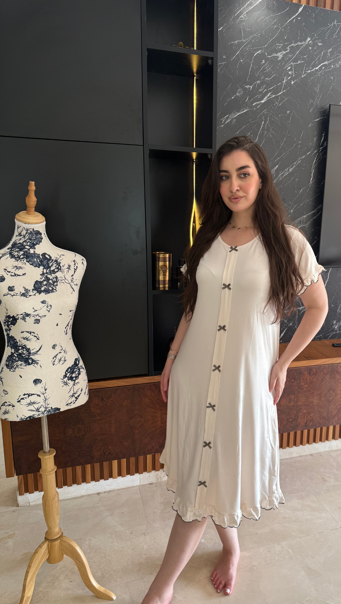 Robe Nuit Élégante – Détails Noeuds 🎀 - Réf 19475