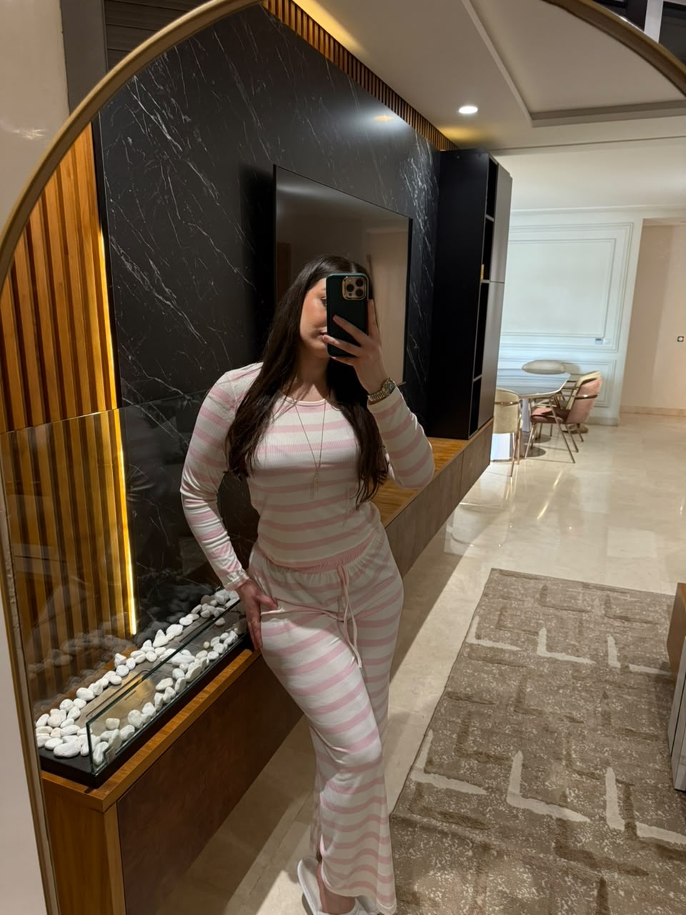 👕Pyjama Élégant Motif Différent – Originalité, Confort et Style👕