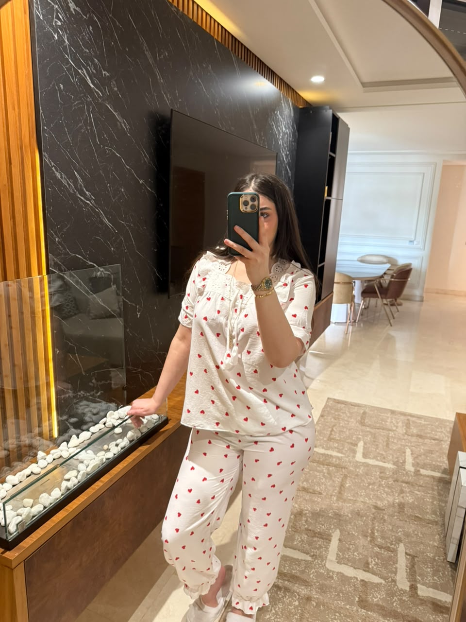 💖 Pyjama Motif Petits Cœurs – Douceur, Confort et Charme 🌙✨