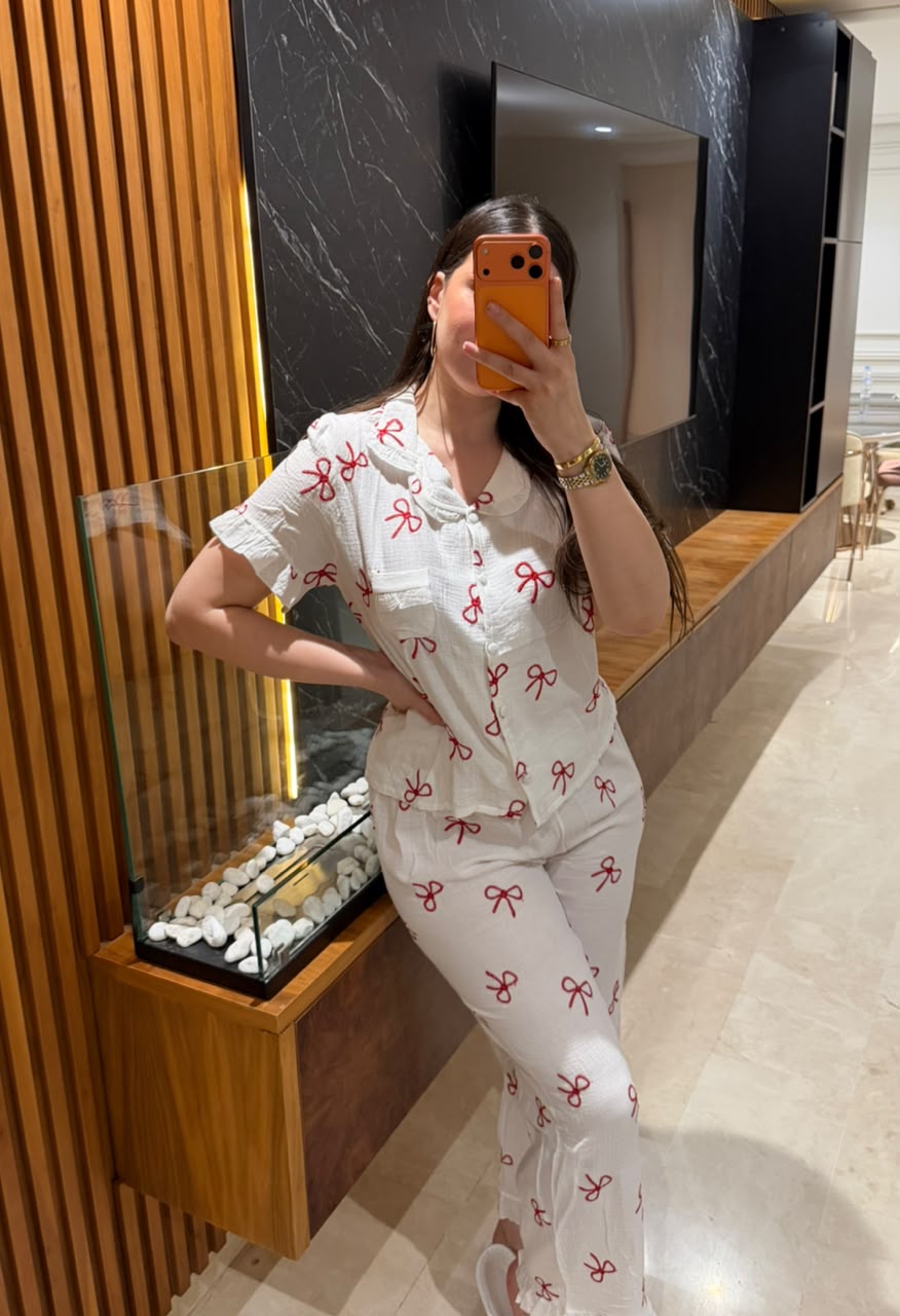 🎀Pyjama Nœud Papillon – Élégance & Confort🎀