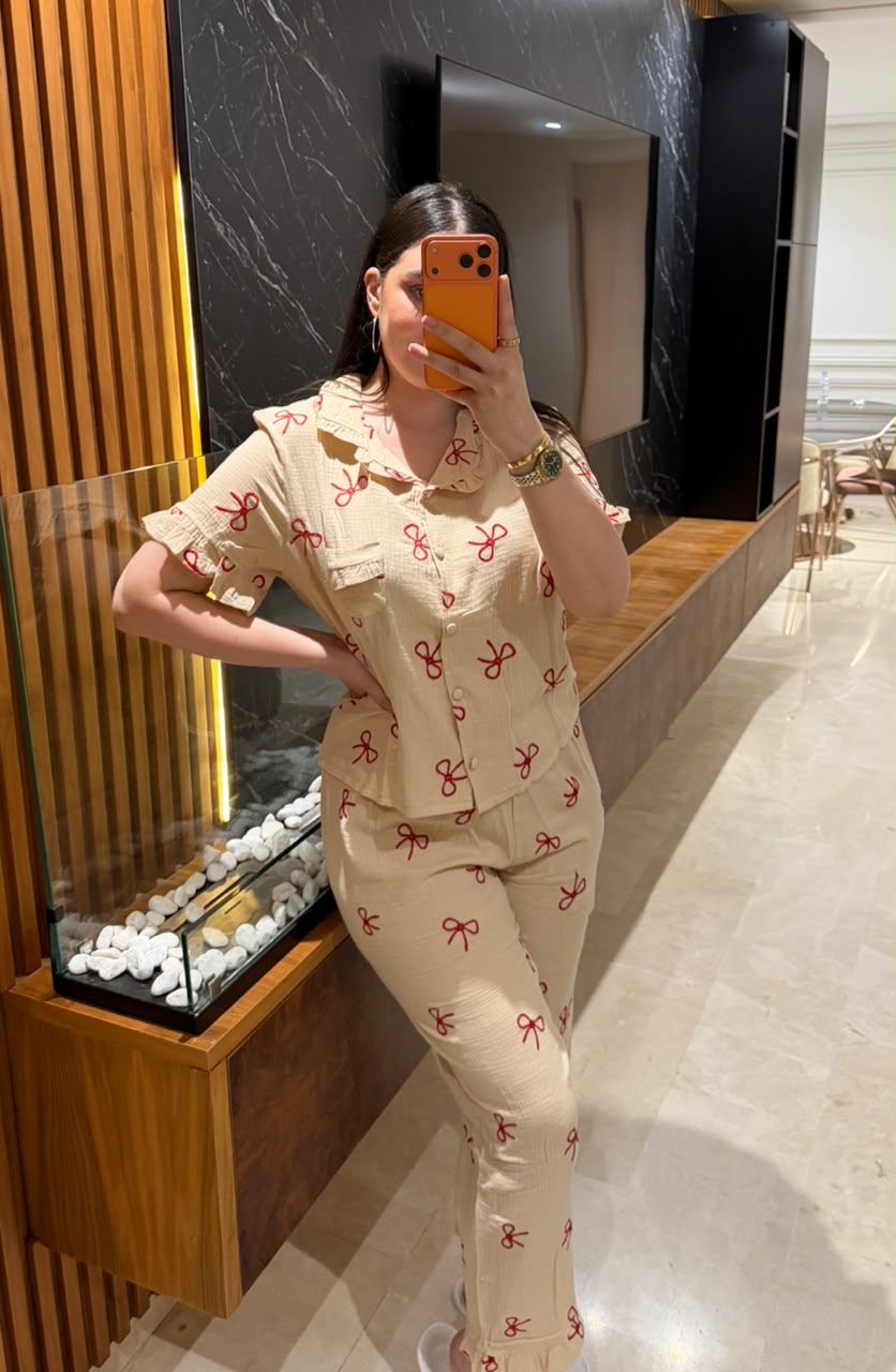 🎀Pyjama Nœud Papillon – Élégance & Confort🎀
